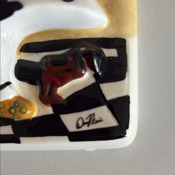 Chef Wall Plaque with Black and White Design - Picture 3 of 5